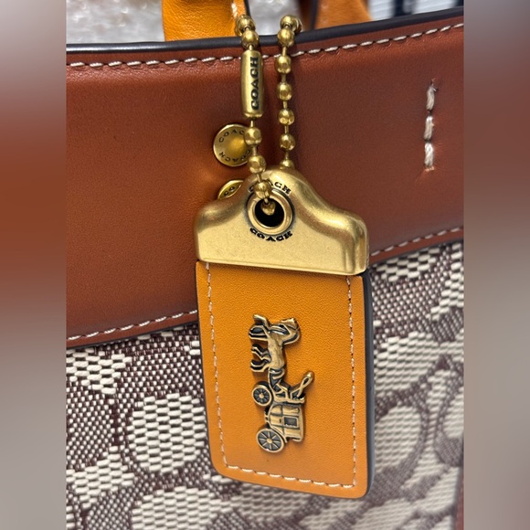 Coach Rogue 25 in Signature Textile Jacquard and Glovetanned Leather - Picture 3 of 15